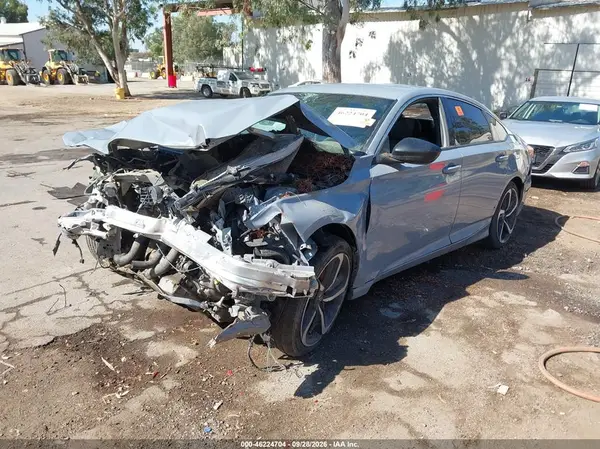 1HGCV1F36NA072488 — 2022 Honda Accord, фото 2 с аукциона IAAI, Биологическая или химическая опасность
