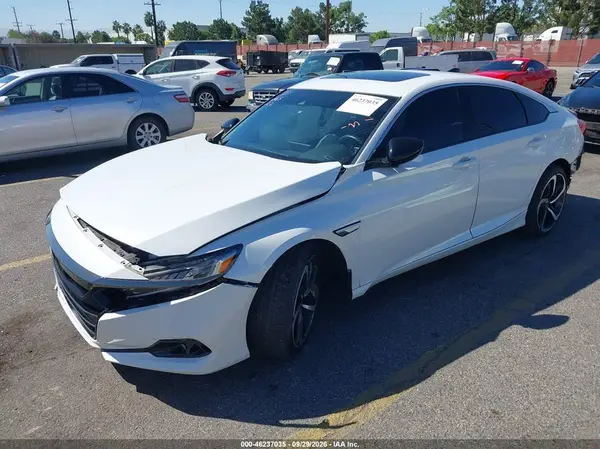 1HGCV2F39NA023310 — 2022 Honda Accord, фото 2 с аукциона IAAI, Правый бок