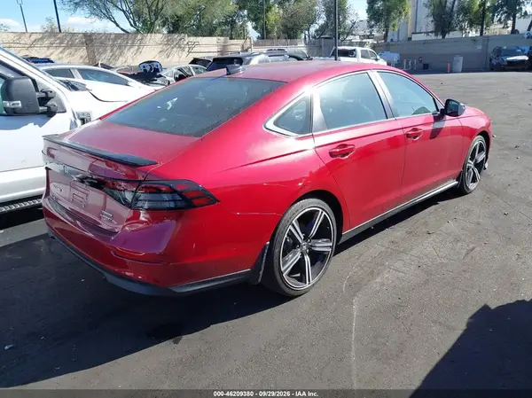 1HGCY2F58PA017980 — 2023 Honda Accord, фото 4 с аукциона IAAI, Биологическая или химическая опасность