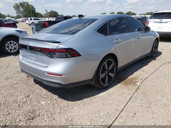 1HGCY2F5XPA064508 — 2023 Honda Accord, фото 4 с аукциона IAAI, Передняя часть слева