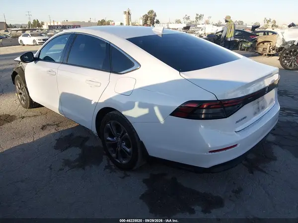 1HGCY1F30PA044356 — 2023 Honda Accord, фото 3 с аукциона IAAI, Передняя часть