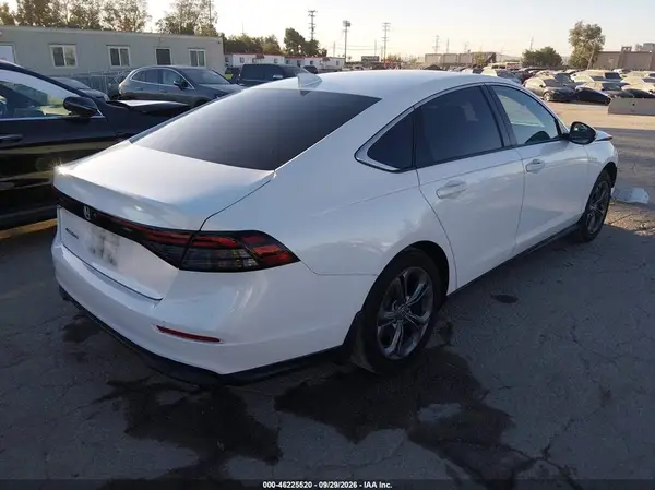 1HGCY1F30PA044356 — 2023 Honda Accord, фото 4 с аукциона IAAI, Передняя часть
