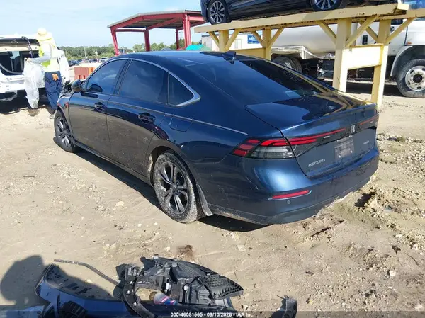 1HGCY2F69RA014016 — 2024 Honda Accord, фото 3 с аукциона IAAI 13.10.2026, Передняя часть