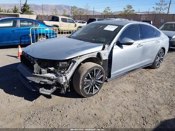 1HGCY2F8XRA028167 — 2024 Honda Accord, фото 2 с аукциона IAAI, Передняя часть слева
