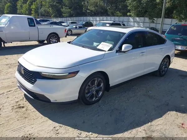 1HGCY1F30RA054288 — 2024 Honda Accord, фото 2 с аукциона IAAI, Передняя часть
