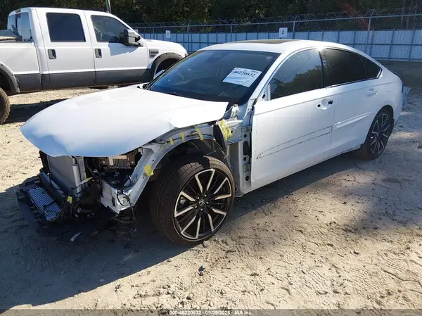 1HGCY2F87SA076862 — 2025 Honda Accord, фото 2 с аукциона IAAI, Передняя часть