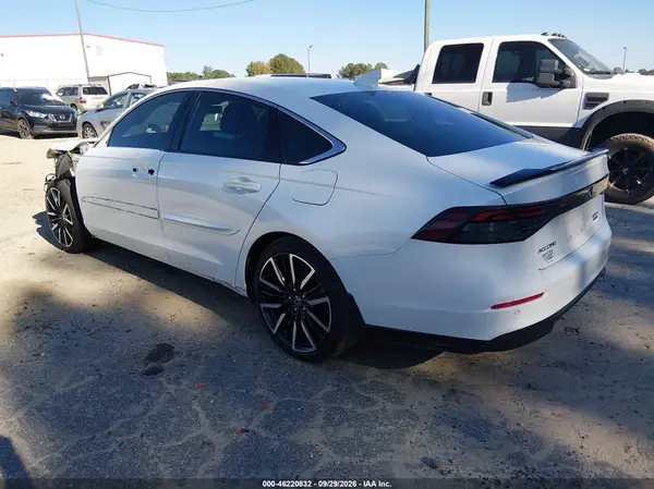 1HGCY2F87SA076862 — 2025 Honda Accord, фото 3 с аукциона IAAI, Передняя часть