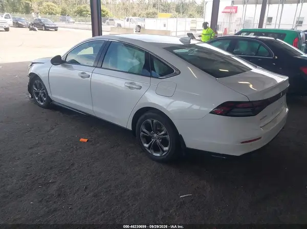 1HGCY2F69SA067210 — 2025 Honda Accord, фото 3 с аукциона IAAI, Передняя часть слева