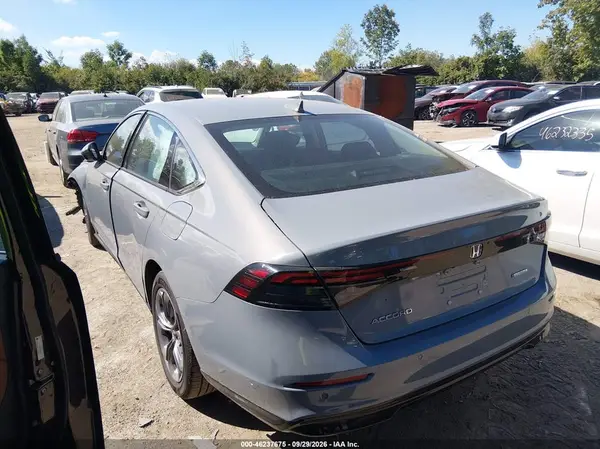 1HGCY2F67SA033413 — 2025 Honda Accord, фото 3 с аукциона IAAI, Передняя часть слева