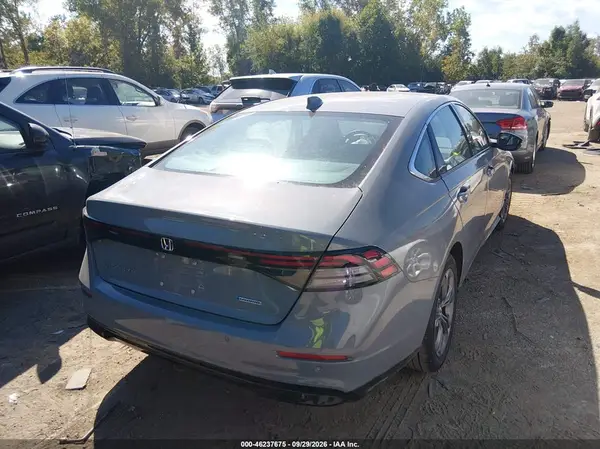 1HGCY2F67SA033413 — 2025 Honda Accord, фото 4 с аукциона IAAI, Передняя часть слева