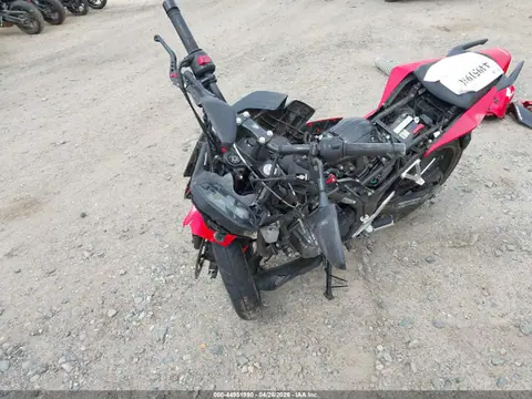 2015 Honda Cb300 F VIN MLHNC5219F5100459 фото 2