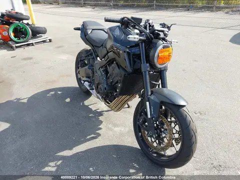 MLHRH0261P5400435 — 2023 Honda CB650 Ra, Передняя часть (Front), фото до ремонта