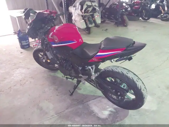 MLHPC7052S5101215 — 2025 Honda CBR500 Ra, фото 3 с аукциона IAAI 13.10.2026, Передняя часть