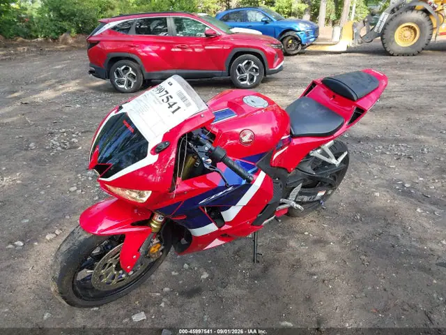 2024 Honda Cbr600 Ra VIN JH2PC4084RK800019 фото 2