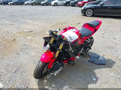 2023 Honda Cbr600 Rr VIN JH2PC40J1PK900188 фото 2