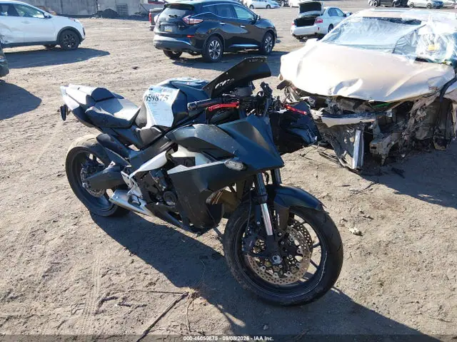 MLHRH1550T5201007 — 2026 Honda CBR650 R, Повреждения со всех сторон (All Over), фото до ремонта