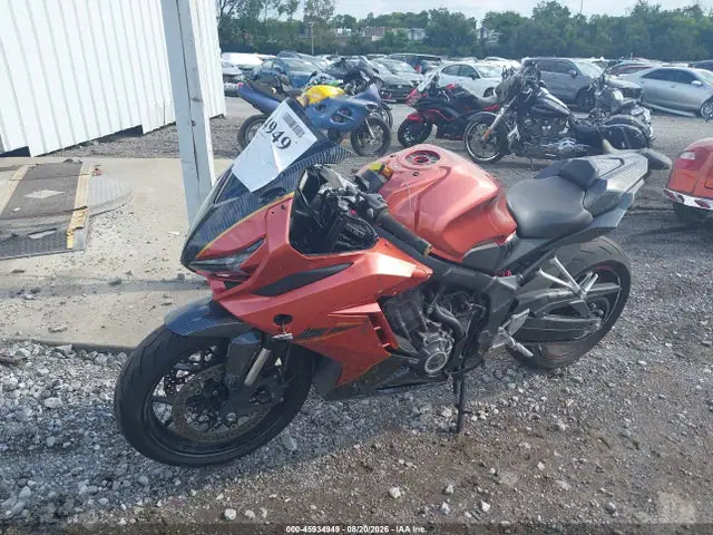 2023 Honda CBR650 RA VIN MLHRH0155P5400611 фото 2