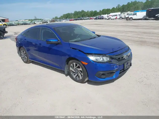 2HGFC2F81JH040208 — 2018 Honda Civic EX 4DR, Передняя часть (Front), фото до ремонта