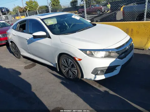 2HGFC1F32GH646110 — 2016 Honda Civic EX-T, Естественный износ (Normal Wear & Tear), фото до ремонта