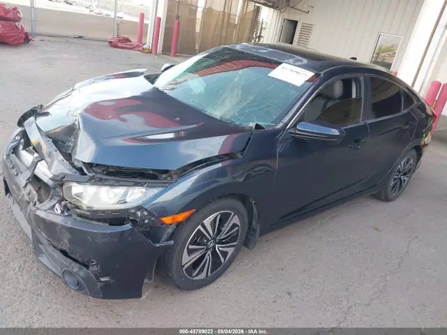 JHMFC1F3XJX007456 — 2018 Honda Civic EX-T, фото 2 с аукциона IAAI 29.09.2026, Передняя часть