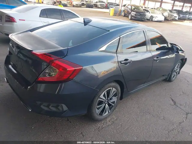 JHMFC1F3XJX007456 — 2018 Honda Civic EX-T, фото 4 с аукциона IAAI 29.09.2026, Передняя часть