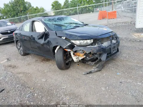 JHMFC1F3XJX002970 — 2018 Honda Civic EX-T, Опрокидывание (Rollover), фото до ремонта