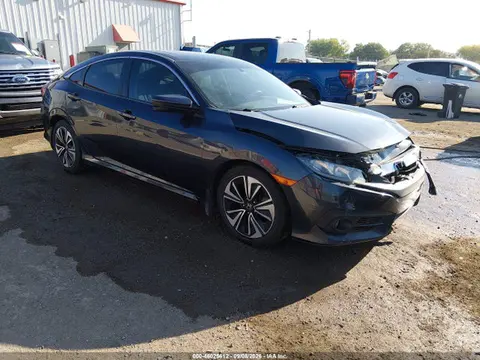 2HGFC1F38JH646152 — 2018 Honda Civic EX-T, Передняя часть (Front End), фото до ремонта