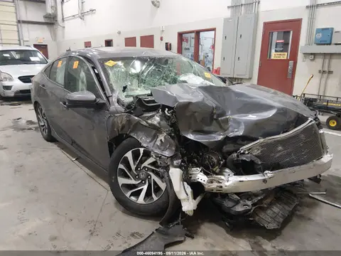 2HGFC2F7XGH503043 — 2016 Honda Civic EX, Передняя часть (Front End), фото до ремонта