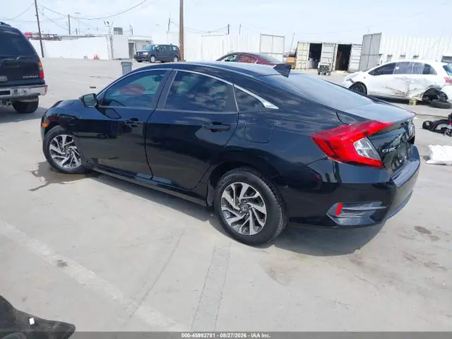 19XFC2F78HE201374 — 2017 Honda Civic EX, фото 3 с аукциона IAAI 14.10.2026, Естественный износ