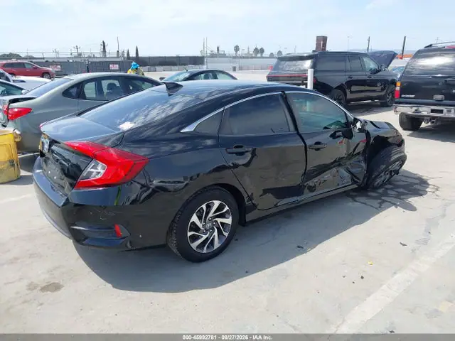 19XFC2F78HE201374 — 2017 Honda Civic EX, фото 4 с аукциона IAAI 14.10.2026, Естественный износ