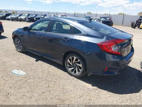 2018 Honda CIVIC EX VIN 19XFC2F78JE013802 фото 3