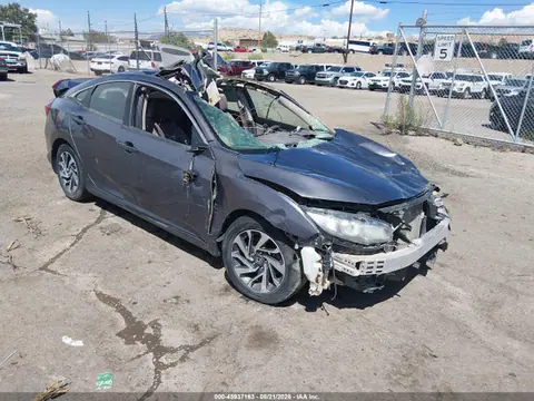 19XFC2F78JE202675 — 2018 Honda Civic EX, Биологическая или химическая опасность (Biohazard), фото до ремонта