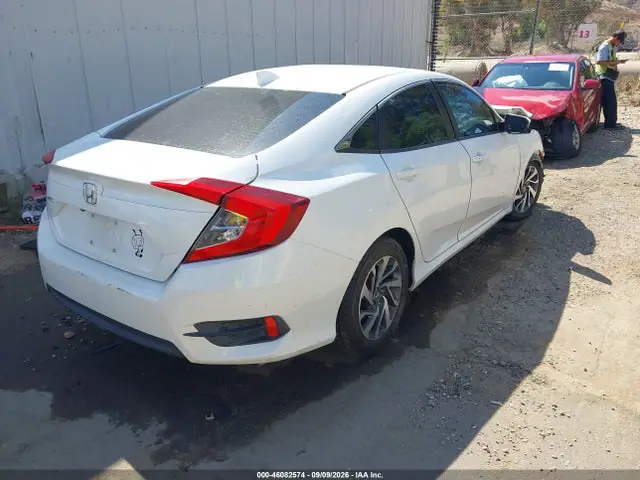 2HGFC2F72JH542037 — 2018 Honda Civic EX, фото 4 с аукциона IAAI 13.10.2026, Передняя часть
