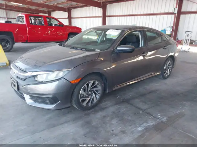 19XFC2F78JE201929 — 2018 Honda Civic EX, фото 2 с аукциона IAAI 13.10.2026, Передняя часть
