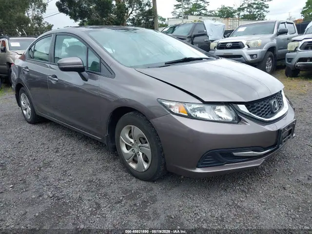 19XFB2F55EE027311 — 2014 Honda Civic LX, Передняя часть слева (Left Front), фото до ремонта