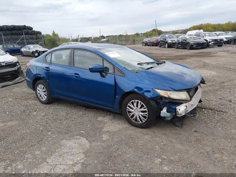 2HGFB2F58EH512516 — 2014 Honda Civic LX, Передняя часть слева (Left Front), фото до ремонта