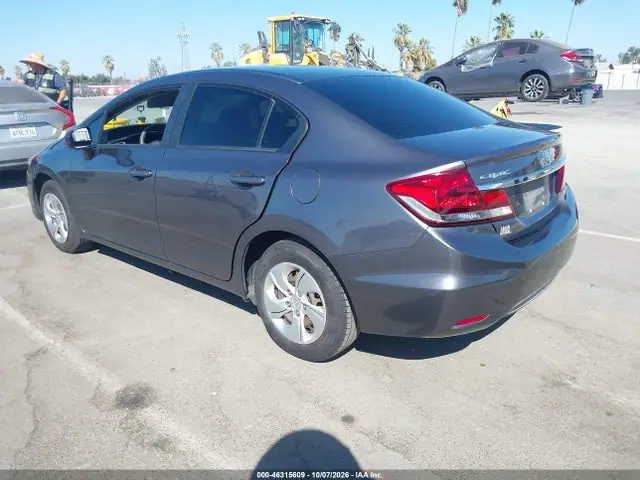 19XFB2F56EE079594 — 2014 Honda Civic LX, фото 3 с аукциона IAAI 13.10.2026, Естественный износ