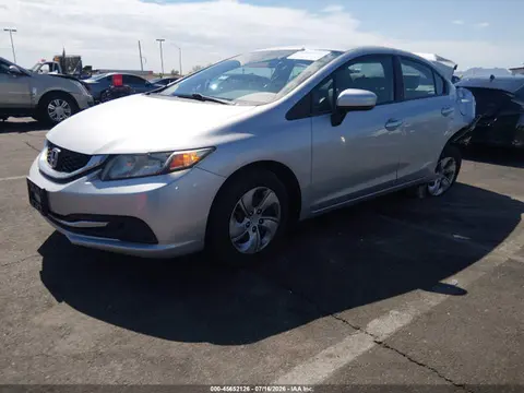 2015 Honda Civic Lx VIN 19XFB2F52FE236572 фото 2