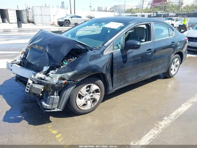 2HGFB2F50FH538996 — 2015 Honda Civic LX, фото 2 с аукциона IAAI 14.10.2026, Передняя часть