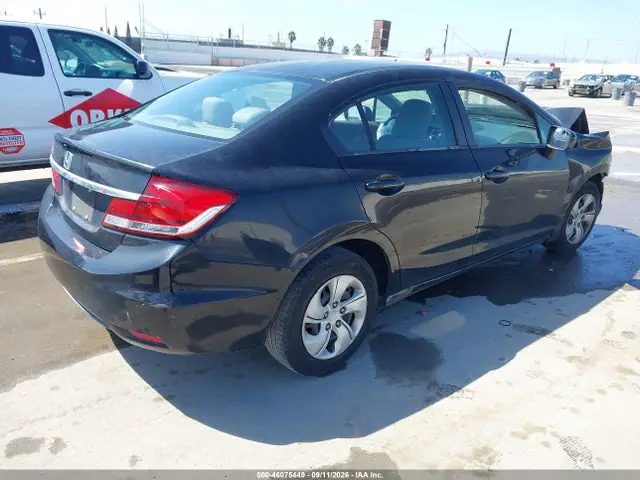 2HGFB2F50FH538996 — 2015 Honda Civic LX, фото 4 с аукциона IAAI 14.10.2026, Передняя часть