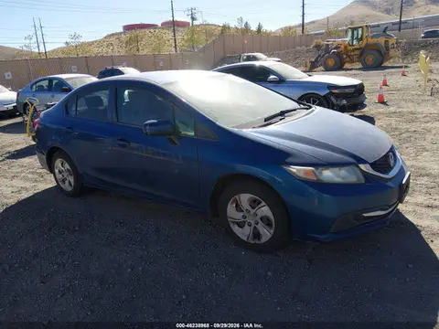 2HGFB2F50FH524533 — 2015 Honda Civic LX, Естественный износ (Normal Wear & Tear), фото до ремонта