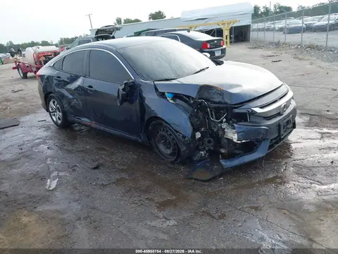 19XFC2F52GE006299 — 2016 Honda Civic LX, Передняя часть (Front End), фото до ремонта