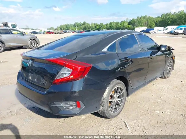 2HGFC2F51HH004101 — 2017 Honda Civic LX, фото 4 с аукциона IAAI 14.10.2026, Передняя часть