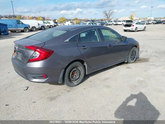2HGFC2F56HH005308 — 2017 Honda Civic LX, фото 4 с аукциона IAAI 14.10.2026, Подтопление