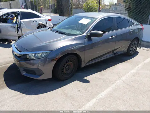 2017 Honda Civic Lx VIN 2HGFC2F58HH565928 фото 2