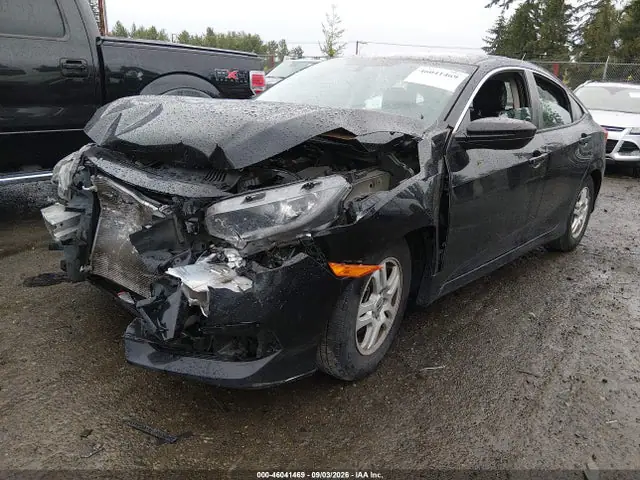 2HGFC2F58HH554265 — 2017 Honda Civic LX, фото 2 с аукциона IAAI 14.10.2026, Передняя часть