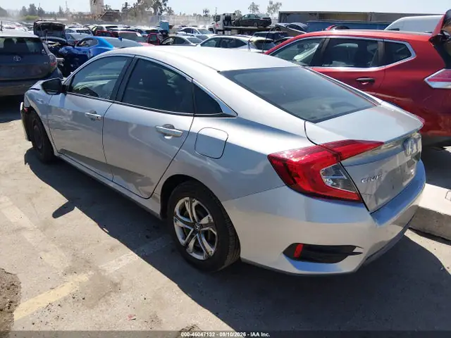 2HGFC2F54HH548950 — 2017 Honda Civic LX, фото 3 с аукциона IAAI 30.09.2026, Передняя часть