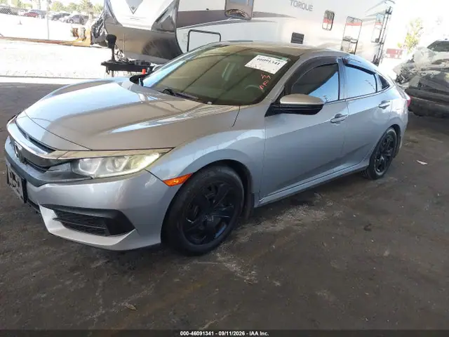 2017 Honda Civic Lx VIN 2HGFC2F54HH544588 фото 2