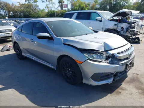 2HGFC2F54HH517102 — 2017 Honda Civic LX, Передняя часть справа (Right Front), фото до ремонта