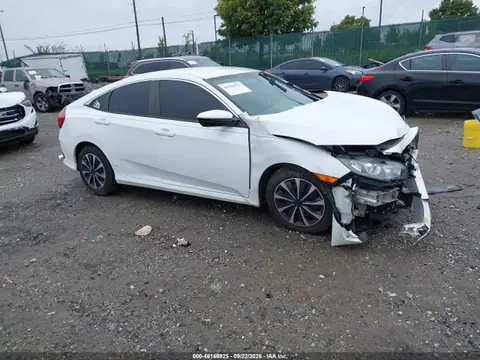 2HGFC2F57HH528076 — 2017 Honda Civic LX, Передняя часть (Front End), фото до ремонта